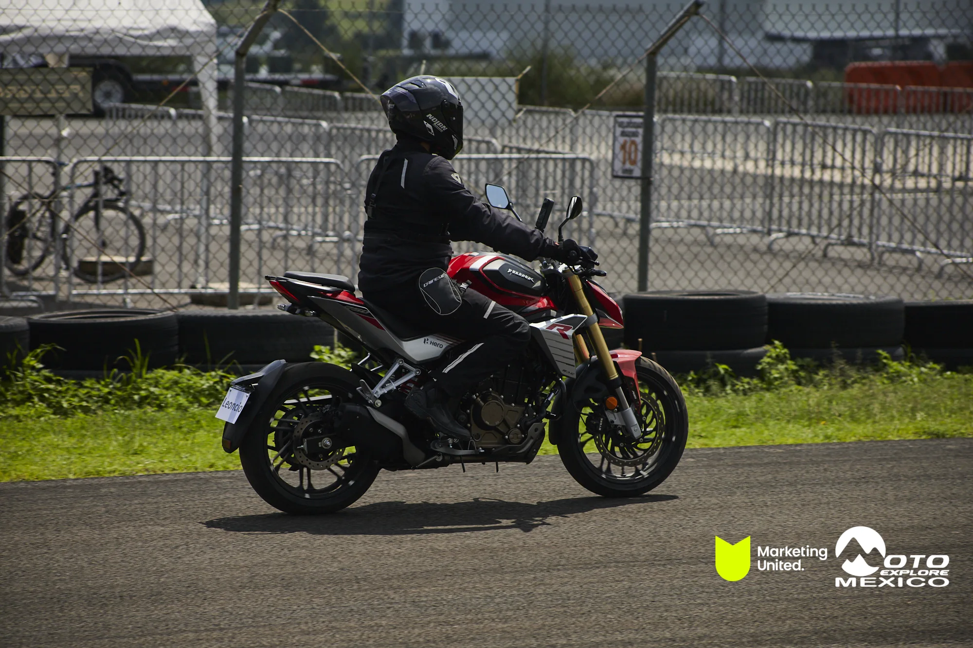 HUNK TRACKDAY 271